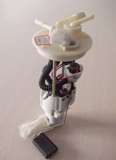 電動(dòng)燃油泵總成CV6.jpg 電動(dòng)燃油泵總成CV6.jpg